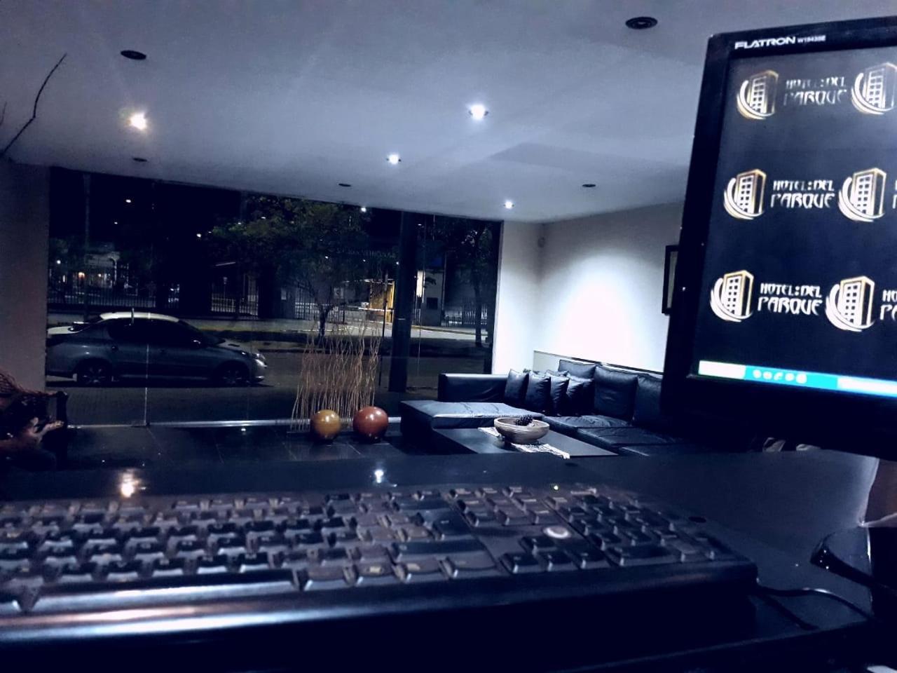 Hotel Del Parque San Miguel de Tucumán Eksteriør billede